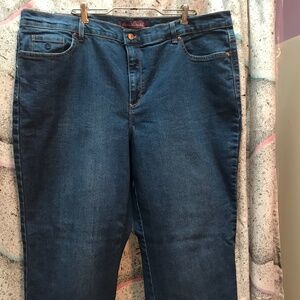 Gloria Vanderbilt Amanda jeans